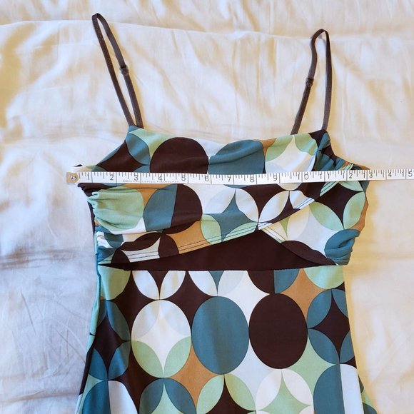 Geometric Asymmetrical Hem Dress - Picture 3 of 8